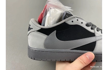 x Travis 1 Scott Air Jordan 1107